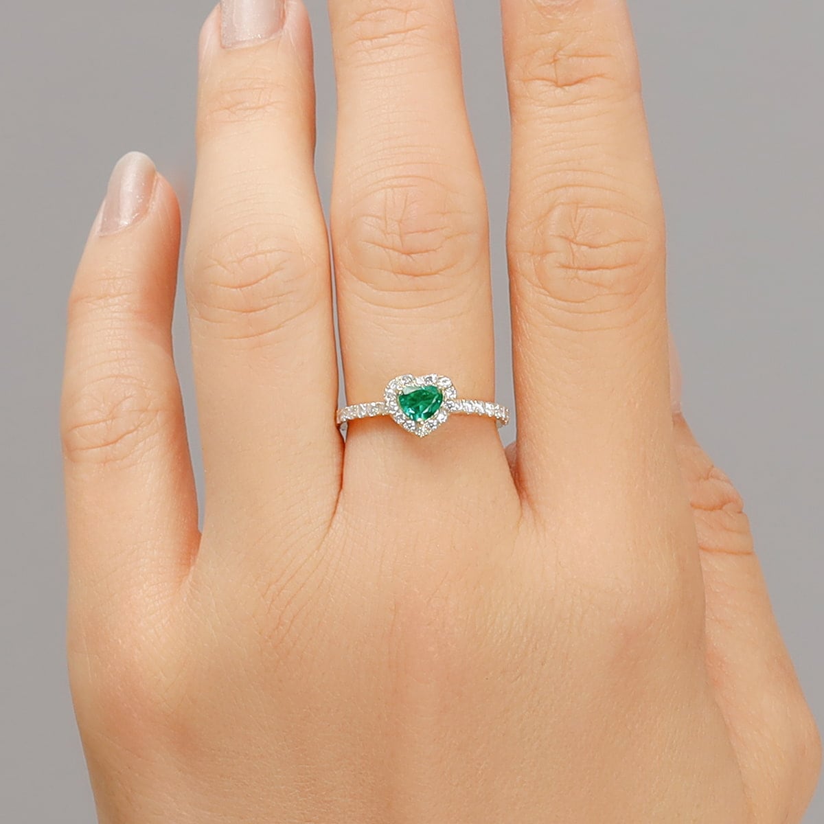 11月14日 20:00発売｜K18 エメラルド リング ハート /s0656emyg