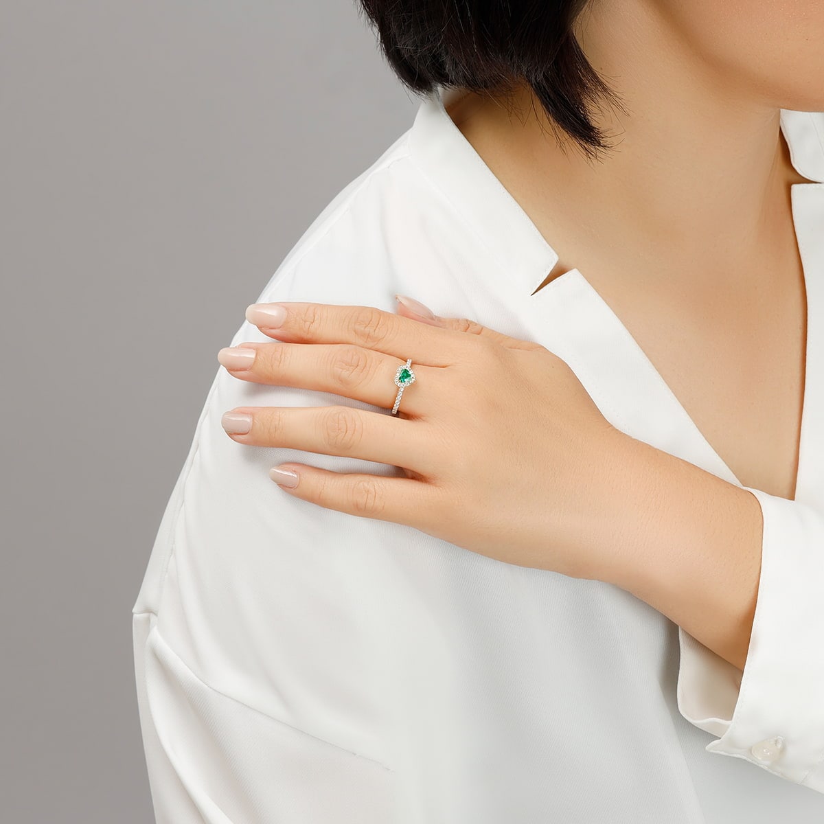 11月14日 20:00発売｜K18 エメラルド リング ハート /s0656emyg