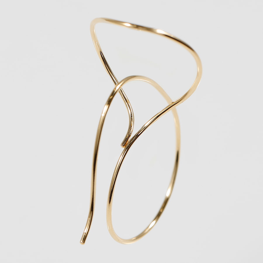 ゴールド ロゴデザイン ピアス(片耳用) デザインピアス 片耳用 /a0498mt ジュエリー専門店 malvaceae