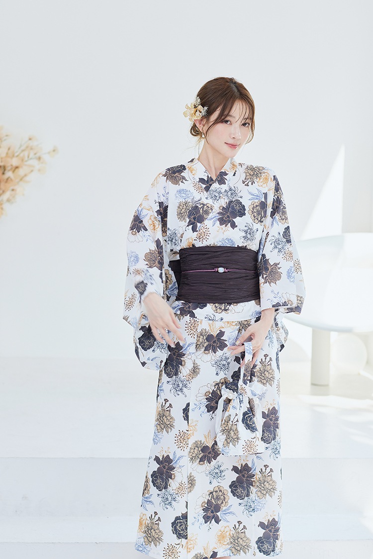 【2～3営業日で発送】雪白レトロ牡丹2way浴衣《浴衣4点セット》【Malymoon/マリームーン】【YK2510303】