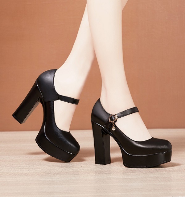 チャンキーヒールブラックパンプス 可愛いコスプレ小物 Malymoon マリームーン Maid Shoes1 コスプレ小物 シューズ Shoes Malymoon マリームーン オフィシャルウェブストア