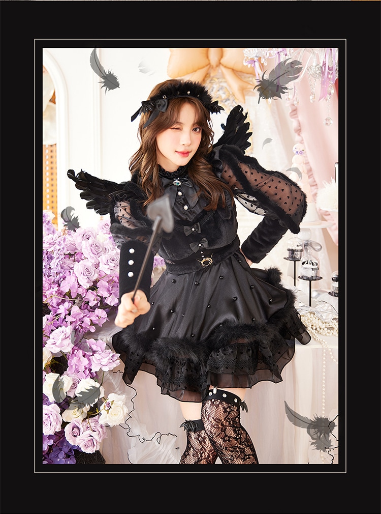 Malymoon スタッズオンフーディーデビル Malymoon スタッズオンフーディーデビル - メルカリ