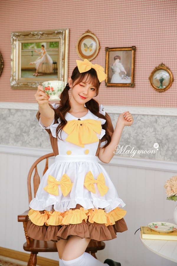 【取り寄せ】【レビュー投稿で白ニーハイプレゼント】完全受注オーダー高級メイド服《かわいいコスプレ3点セット》【odrm8156】