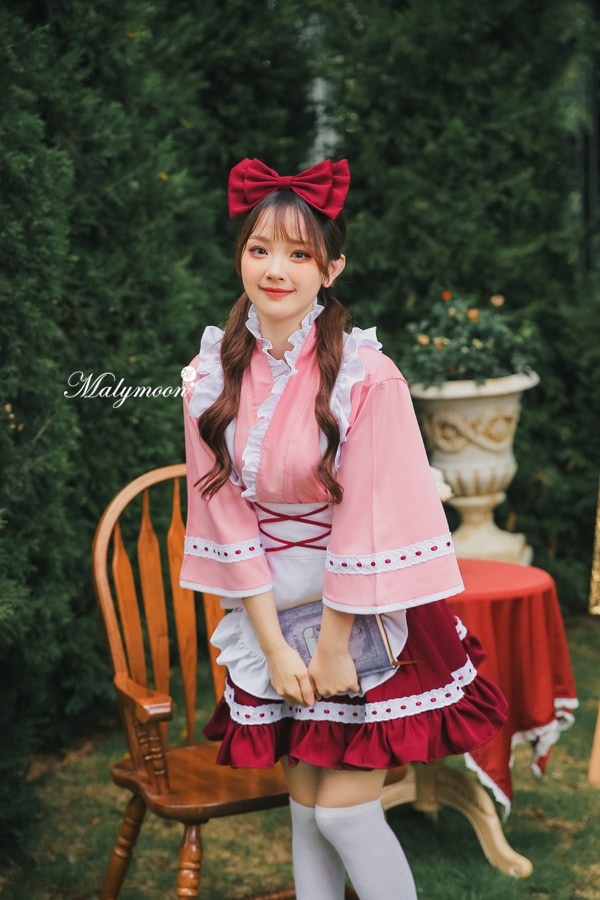 【取り寄せ】【レビュー投稿で白ニーハイプレゼント】完全受注オーダー高級メイド服《かわいいコスプレ4点セット》【odrm8164】