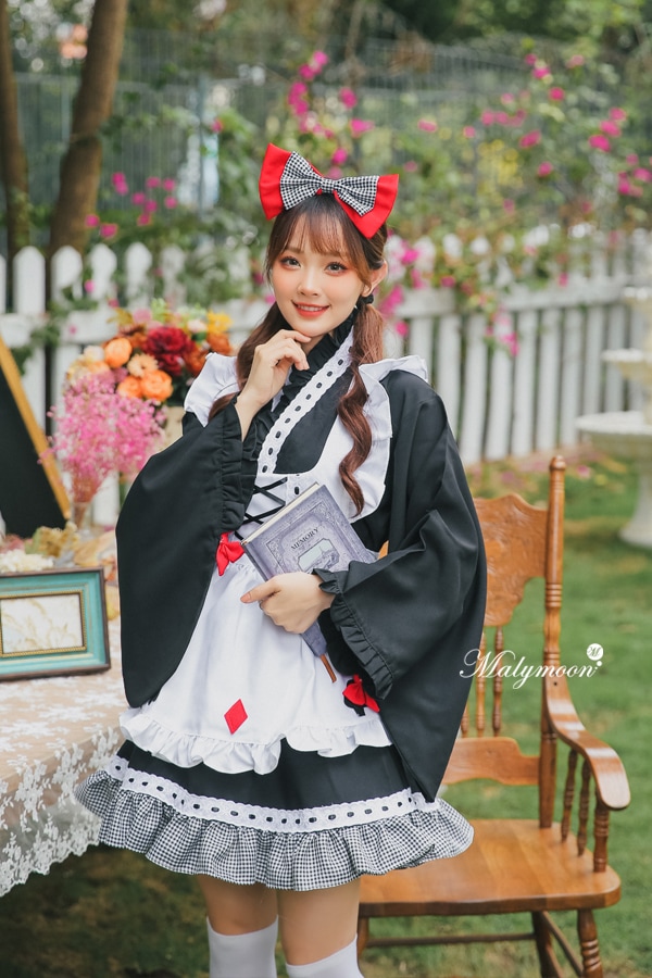 【取り寄せ】【レビュー投稿で白ニーハイプレゼント】完全受注オーダー高級メイド服《かわいいコスプレ4点セット》【odrm8165】