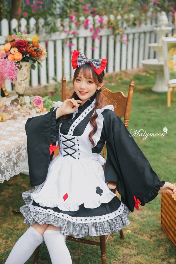 【取り寄せ】【レビュー投稿で白ニーハイプレゼント】完全受注オーダー高級メイド服《かわいいコスプレ4点セット》【odrm8165】