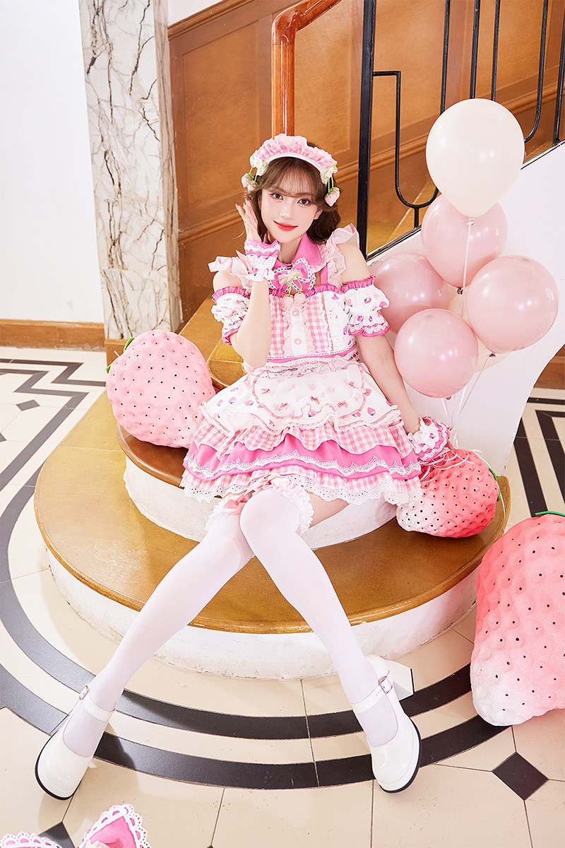 【予約-4月下旬頃より順次発送予定】ストロベリーミルクギンガムメイド《オリジナルコスプレ8点セット》【Malymoon/マリームーン】【CS25212】