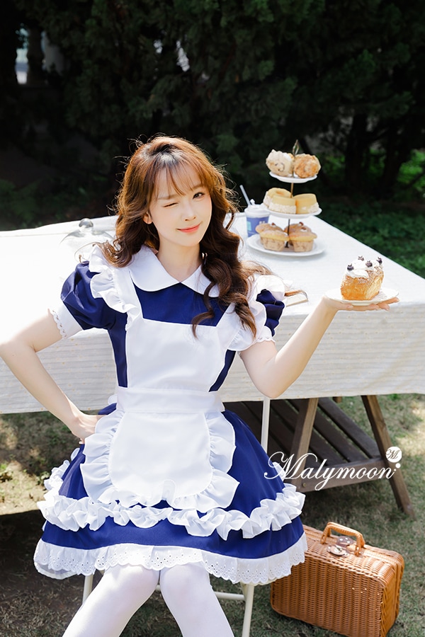 【取り寄せ】【レビュー投稿で白ニーハイプレゼント】完全受注オーダー高級メイド服《かわいいコスプレ3点セット》【odrm8171】