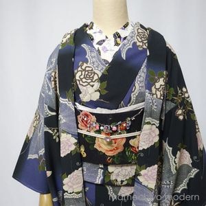 豆千代モダン・・・着物が日常着となる場所