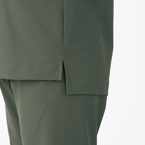 [ 特別価格 ]スクラブ 白衣 ユニセックス 住商モンブラン uka 半袖 UM502 メンズ レディース 男女兼用 医療 制服 ユニフォーム 看護師 ナース 病院 エステ 美容 歯医者 サロン ファスナー おしゃれ かわいい ウカ きれい 透けにくい 動きやすい 人気 おすすめ