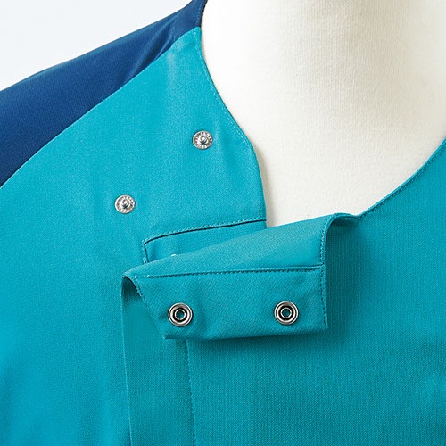 スクラブ 白衣 レディース 女性用 住商モンブラン スクラブ レディス 半袖 MS355-39、MS355-43、MS355-88 医療 制服 ユニフォーム 医者 医師 看護師 ナース 病院 おしゃれ かわいい 可愛い医療用 前開き ファスナー クリニック