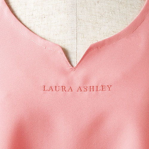 住商モンブラン エプロン(女性用) LW501-23・52・83・62 エプロン 介護 介護士 介護用 保育士 制服 ユニフォーム 汚れ防止 食事 花柄 チュニック おしゃれ かわいい 可愛い 通販