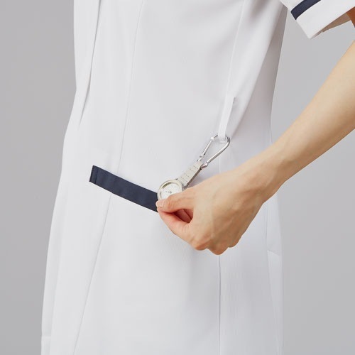 スクラブ 白衣 レディース 女性用 住商モンブラン ジャケット レディス 半袖 MJ500-0173、MJ500-0183、MJ500-7273、MJ500-8333 医療 制服 ユニフォーム 医者 医師 看護師 ナース 病院 おしゃれ かわいい 可愛い医療用 手術衣 オペ着 クリニック