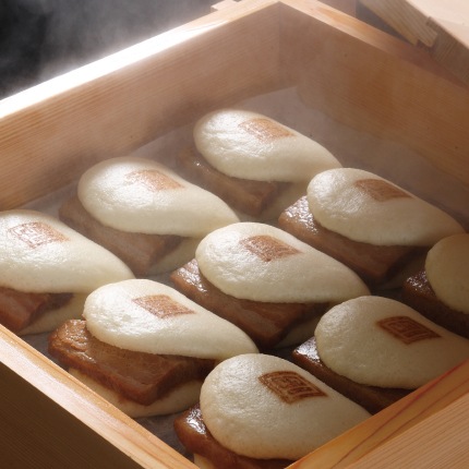 送料無料】岩崎本舗 角煮まんじゅう三個入セット (SG-130)（冷凍