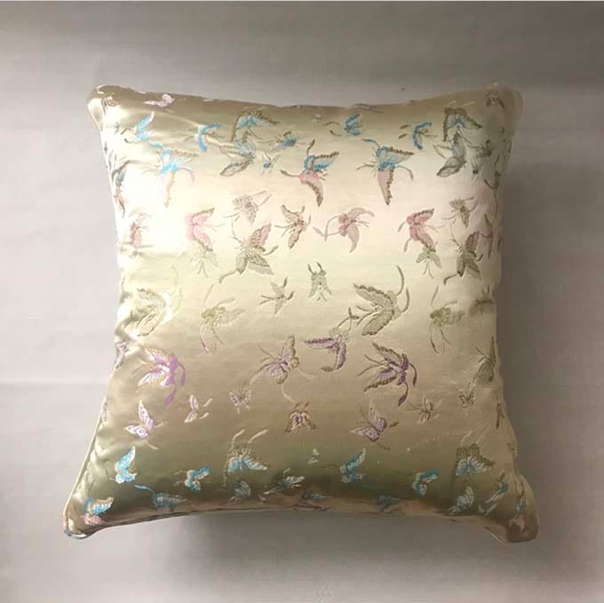 新品 ◆絹のクッションカバー ◆ シノワズリ ◆ Made in vietnam 新品 ◇絹のクッションカバー ◇ シノワズリ ◇ Made in vietnam