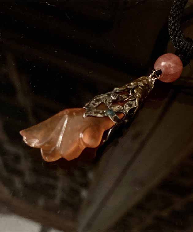 透き通るアンティーク瑪瑙のシノワ風ペンダント | シノワズリ