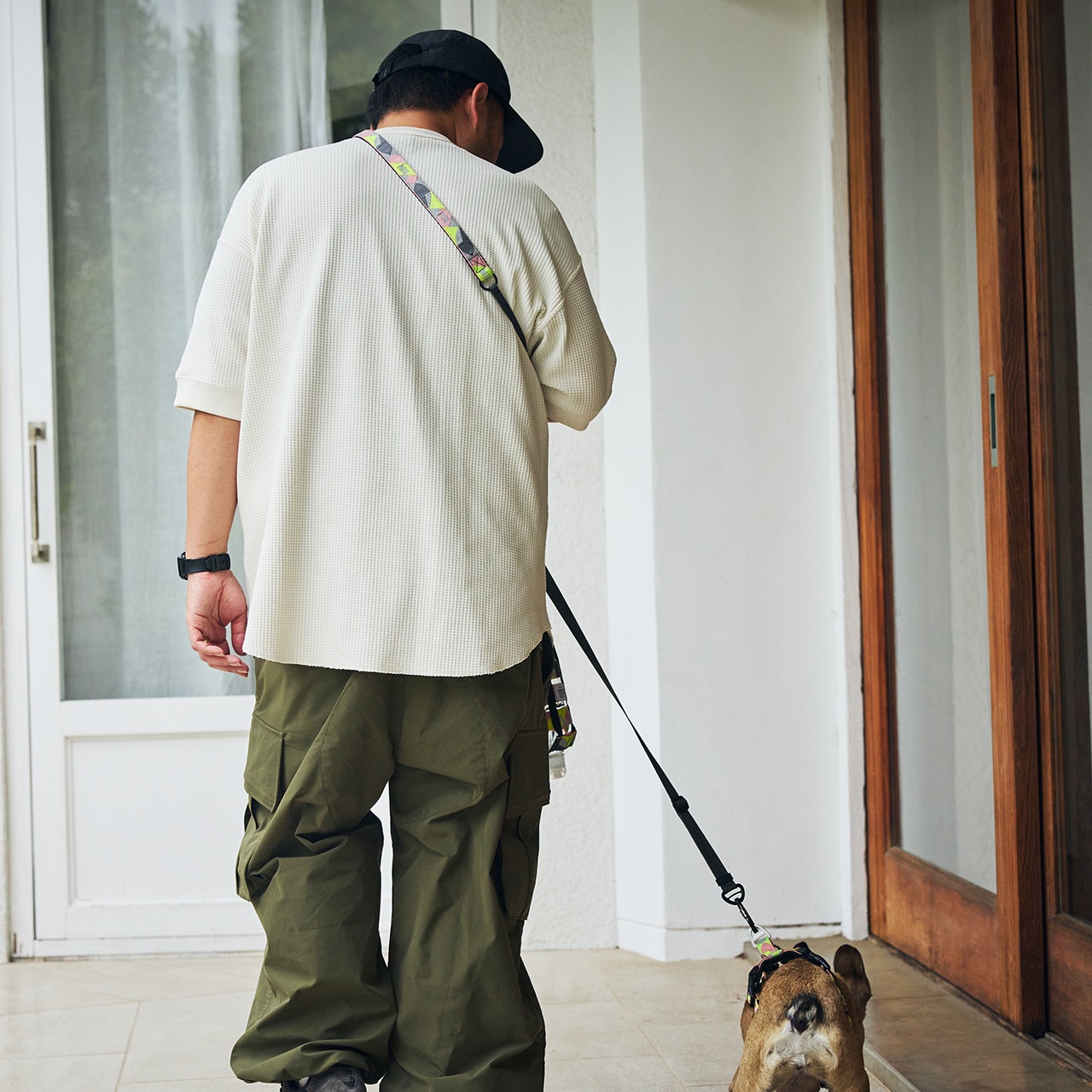 REFLECTIVE HANDS FREE LEASH