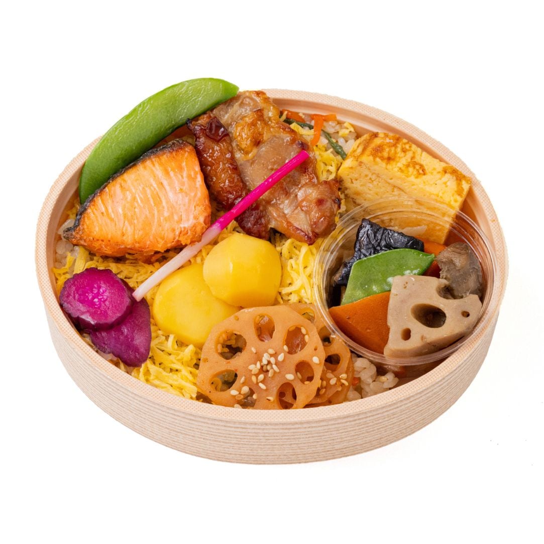 秋のわっぱ弁当(紙パックお茶付き)