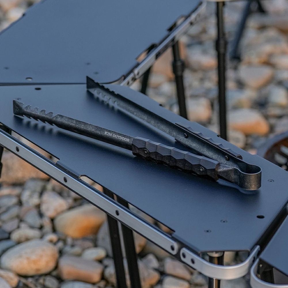 【KZM正規代理店】 KZM カズミ フィールドレノカントング　薪ばさみ　薪バサミ　ワイルド バーベキュー トング グリル 焚き火 暖炉 キャンプファイヤー キャンプ アウトドア 暖炉 キャンプファイヤー