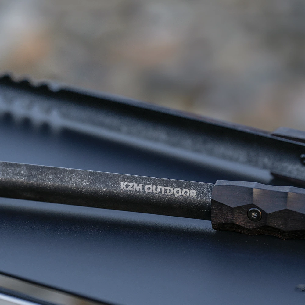 【KZM正規代理店】 KZM カズミ フィールドレノカントング　薪ばさみ　薪バサミ　ワイルド バーベキュー トング グリル 焚き火 暖炉 キャンプファイヤー キャンプ アウトドア 暖炉 キャンプファイヤー