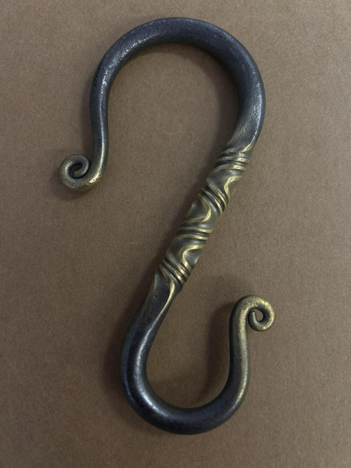 1980アウトドア S hook wide  フック ワイド  キャンプ ソロキャンプ 手造り MOUNTAIN SOUL 山魂 キャンプフック ブラック 銅 手作り キャンプグッズ 家族キャンプ キャンプ製品 アウトドア アウトドア製品