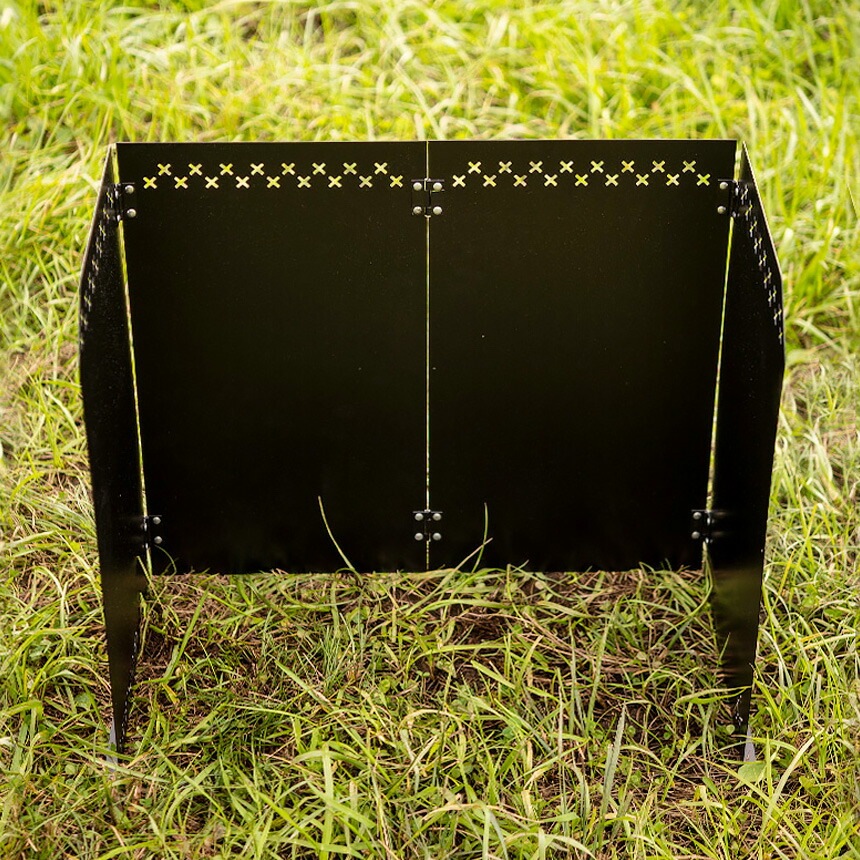 【KZM正規代理店】KZM OUTDOOR カズミアウトドア ウィンスクリーン ビエントウインドシールド(L/ブラック)シールド コンロ風よけ スチール製 幅57×H50cm 折りたたみ 風よけ 防風 焚火 料理 耐熱 キャンプ