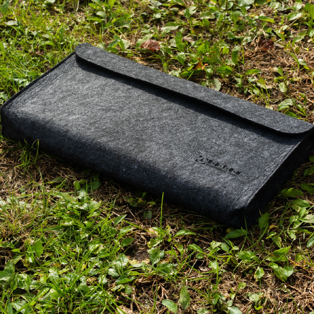 ｍ.o.c 折り畳みテーブル 収納時39×22×4cm、展開時40×22×14.5cm キャンプ アウトドアテーブル テーブル 木 秋 冬 グランピング  インテリア ウッド