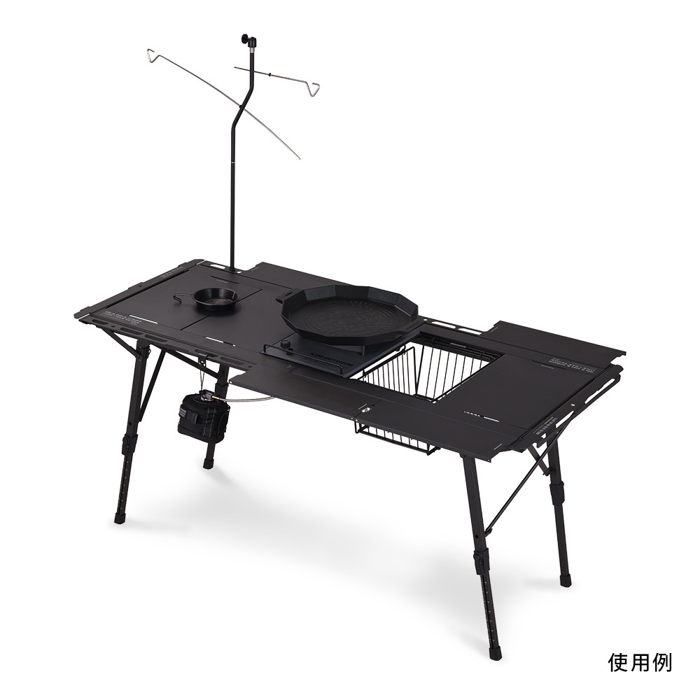＜予約販売＞＜4月中旬発送予定＞【KZM正規代理店】 KZM OUTDOOR カズミ アウトドア フィールド TXテーブル L チャコール グレー IGT 互換 折りたたみ コンパクト 収納 収納袋 便利 収納バッグ キャリーバッグ キャンプ 屋外 机 持ち運び 段階 高さ調節 横幅135cm
