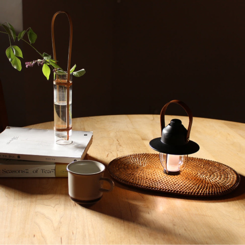 FINEL マナースキャ ンパー・ダウンライト F-30 トリベットスタンド付き 2,000mAhバッテリー 1.5時間充電 10時間 Type-C 防災 キャンプ おしゃれ かわいい 間接照明