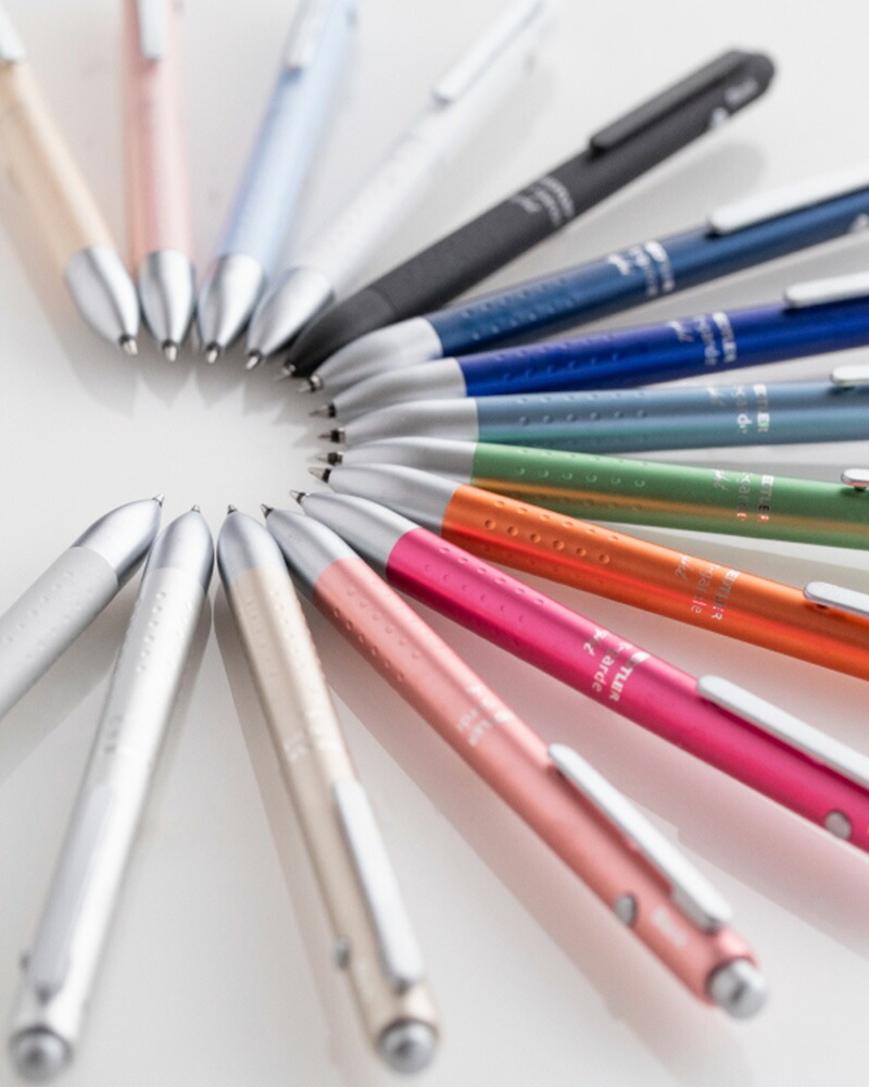 【STAEDTLER】ステッドラー アバンギャルド ライト 0.7mm 2色ボールペン+0.5mmシャープ 多機能ペン