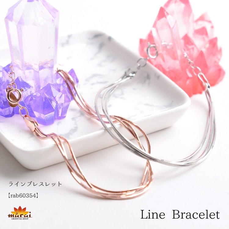 上品で華奢にときめく。ラインブレスレット