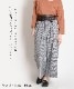 動きやすさも忘れずオシャレに。ギンガムチェック柄ワイドパンツ の別カット