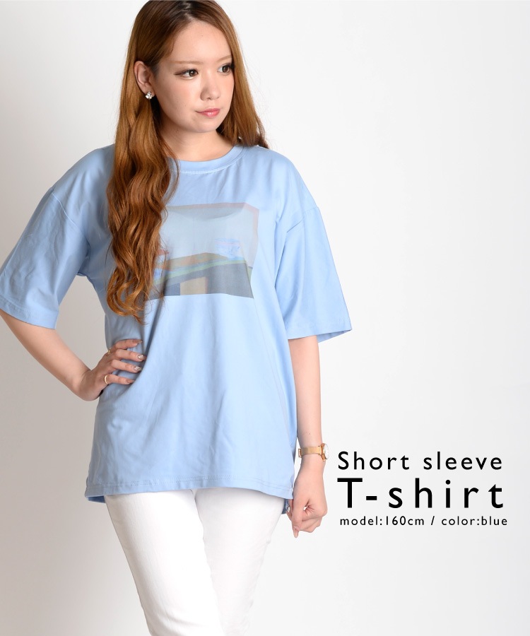 大人な風合い。アートプリント半袖Tシャツ の別カット