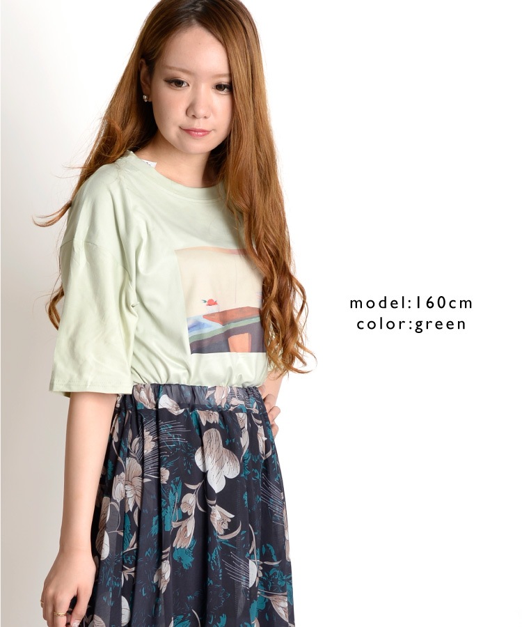 大人な風合い。アートプリント半袖Tシャツ の別カット