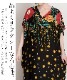 品よくリラクシーな着心地のレトロな総花柄ロング丈ワンピース の別カット