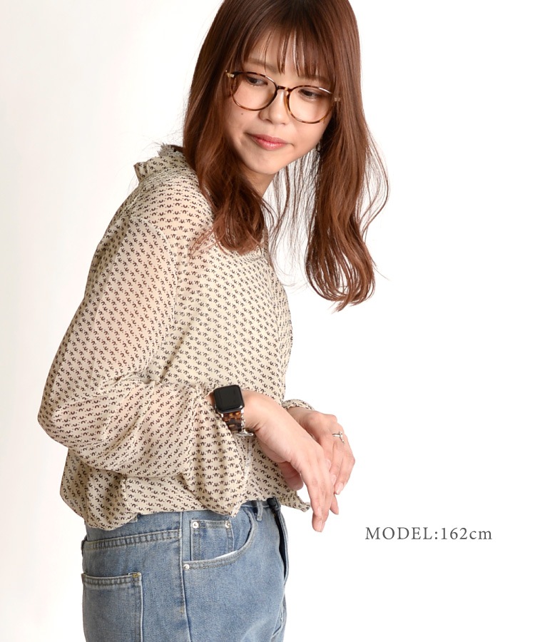 シルエットに拘った。プリント長袖シャツブラウス の別カット
