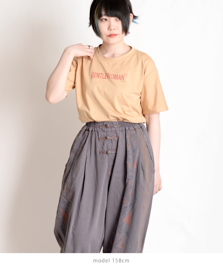 ロゴT Tシャツ レディース カットソー トップス 半袖 ロゴTシャツ シンプルに主役になる。半袖ロゴTシャツ シンプル カジュアル 大きいサイズ ゆったり 英字 英語 大人 おしゃれ かわいい シワになりにくい ブラック ホワイト ベージュ M L LL XL ポリエステル 春 夏 の別カット