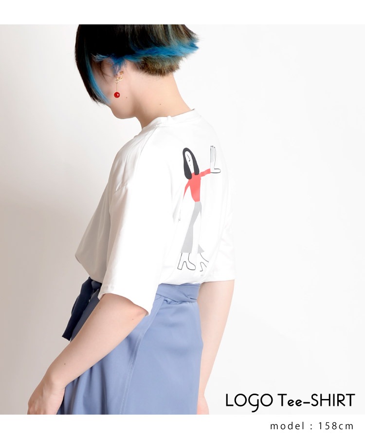 大人が着たいユニークプリント。ロゴ半袖Tシャツ の別カット