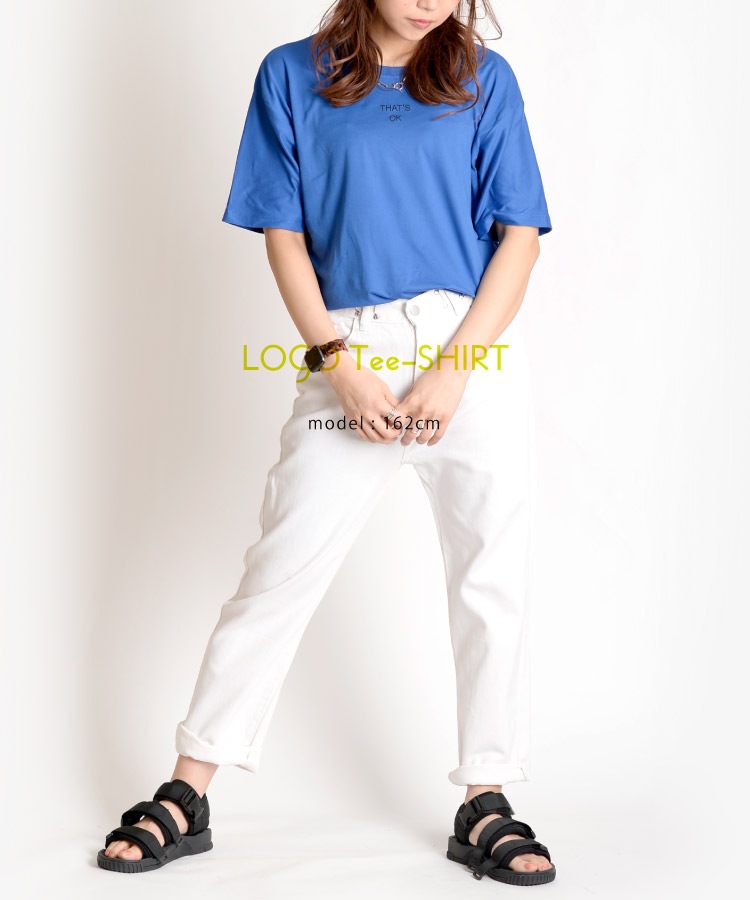 大人が着たいユニークプリント。ロゴ半袖Tシャツ の別カット
