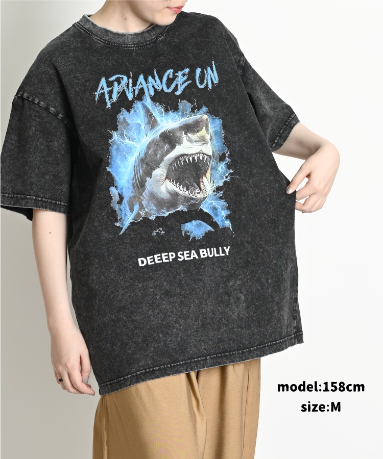 ���� T����� ��� ��ǥ����� Ⱦµ ���ӽФ����ᡣ������ơ��������뻭����SHARKȾµT����� ���ȡ��󥦥��å��� ���㡼�� �� ���硼�� �����ե��� ������ �֥�å� ���ᥫ�� ��Ω�� ���� ���ä���