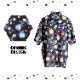 幻想的コズミックデザイン。半袖柄シャツ の別カット