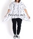 優しい雰囲気を纏う、プリント変型Tシャツ の別カット