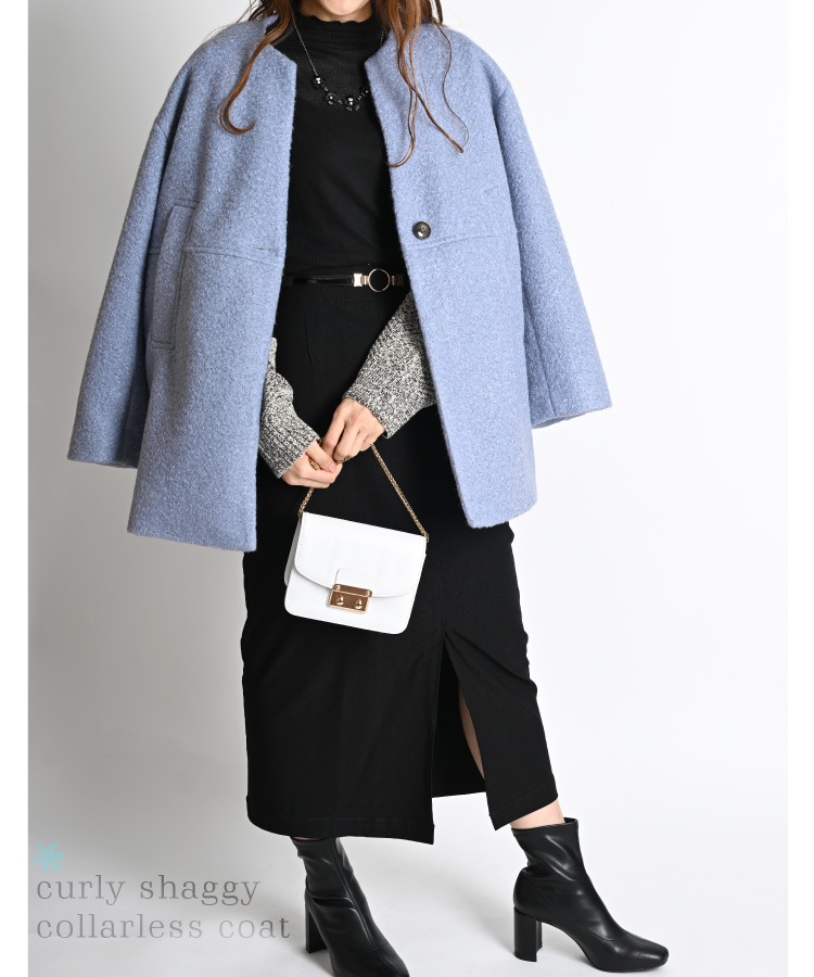 �ߤ˱Ǥ��롣�����꡼���㥮���Ρ����顼������