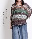 雰囲気を纏う。エスニック柄フリンジカットソー の別カット