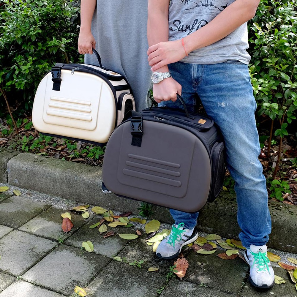 ibiyaya クラシック ペット キャリー (ベージュ) 耐荷重約6kg 小型犬 犬 猫 通気性 ケース おでかけ 通院 旅行 軽量 折りたたみ式 お手入れ簡単 Classic Pet Carrier イビヤヤ FC47655