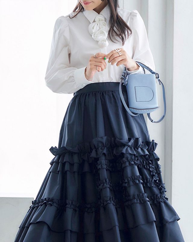 SALE【残りわずか】コサージュブラウス