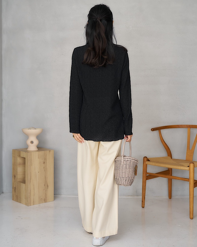 【残りわずか】ランダムハイネックトップス