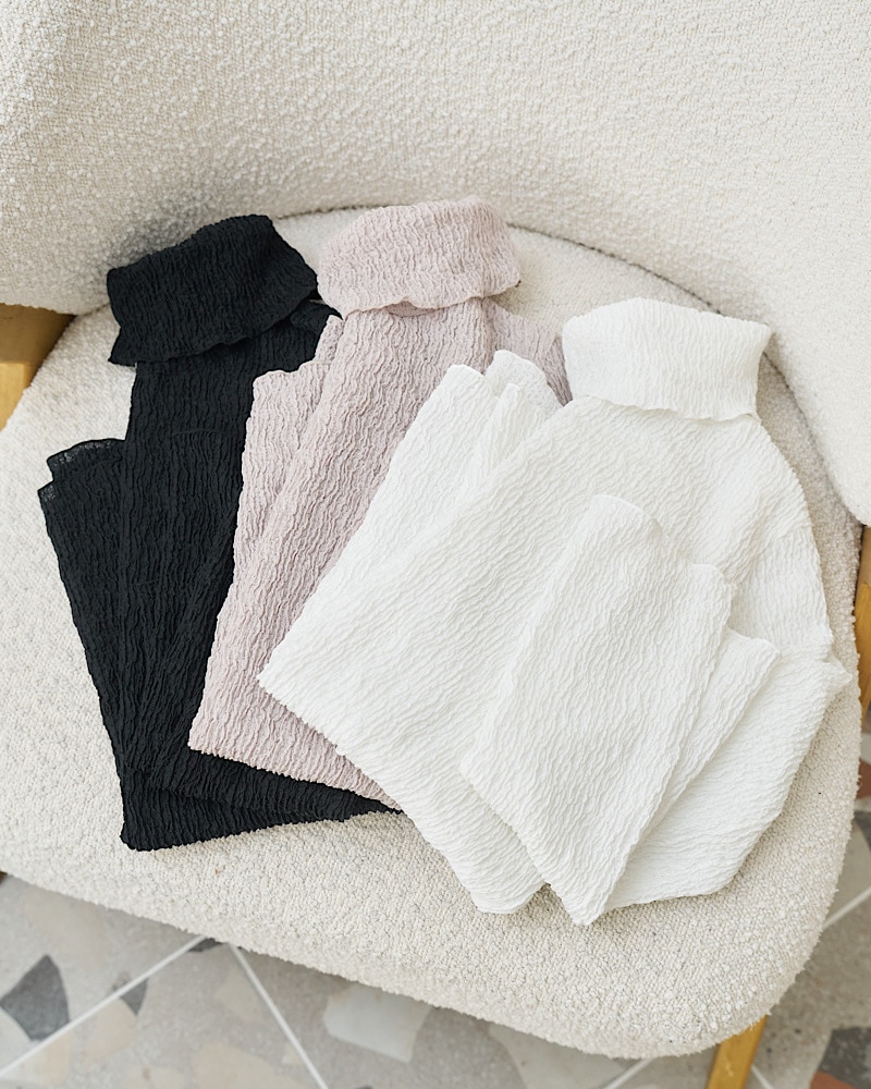 【残りわずか】ランダムハイネックトップス