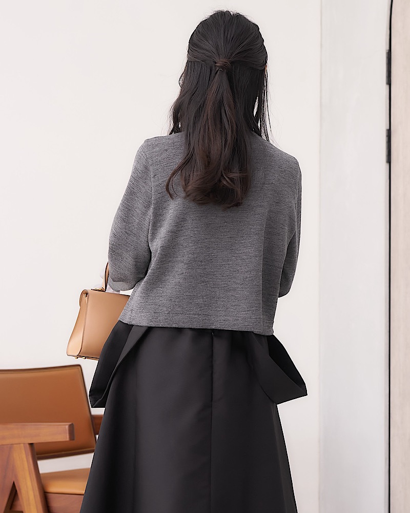 今季完売【新品】ハグオーワー フリルスリーブニットカーディガン black 今季完売【新品】ハグオーワー フリルスリーブニット