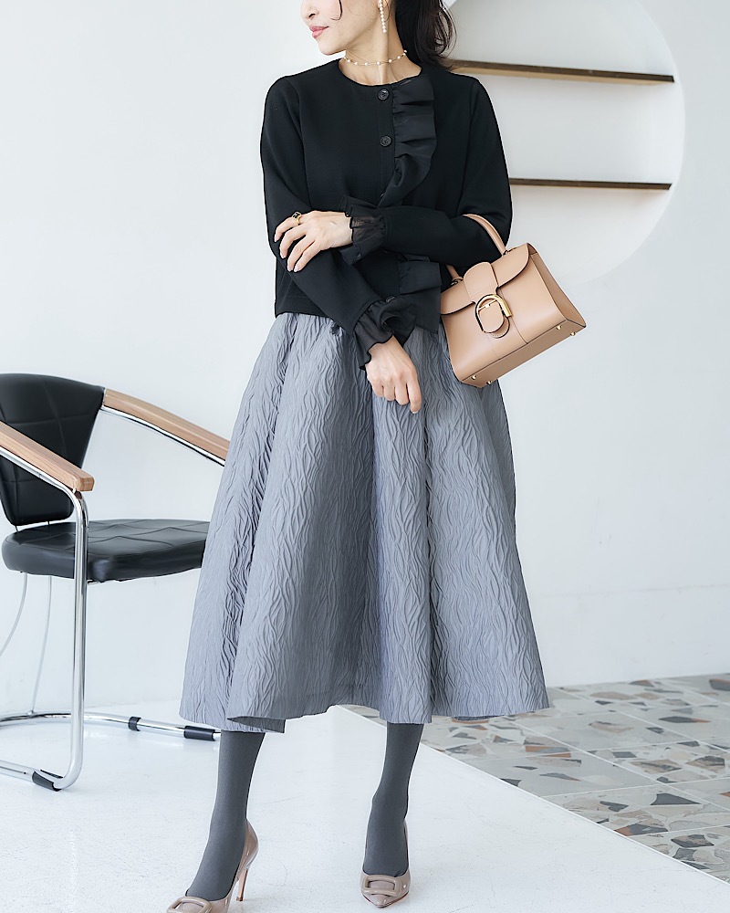 フリルニットカーディガン | Tops | MARONENONFEE マーロン